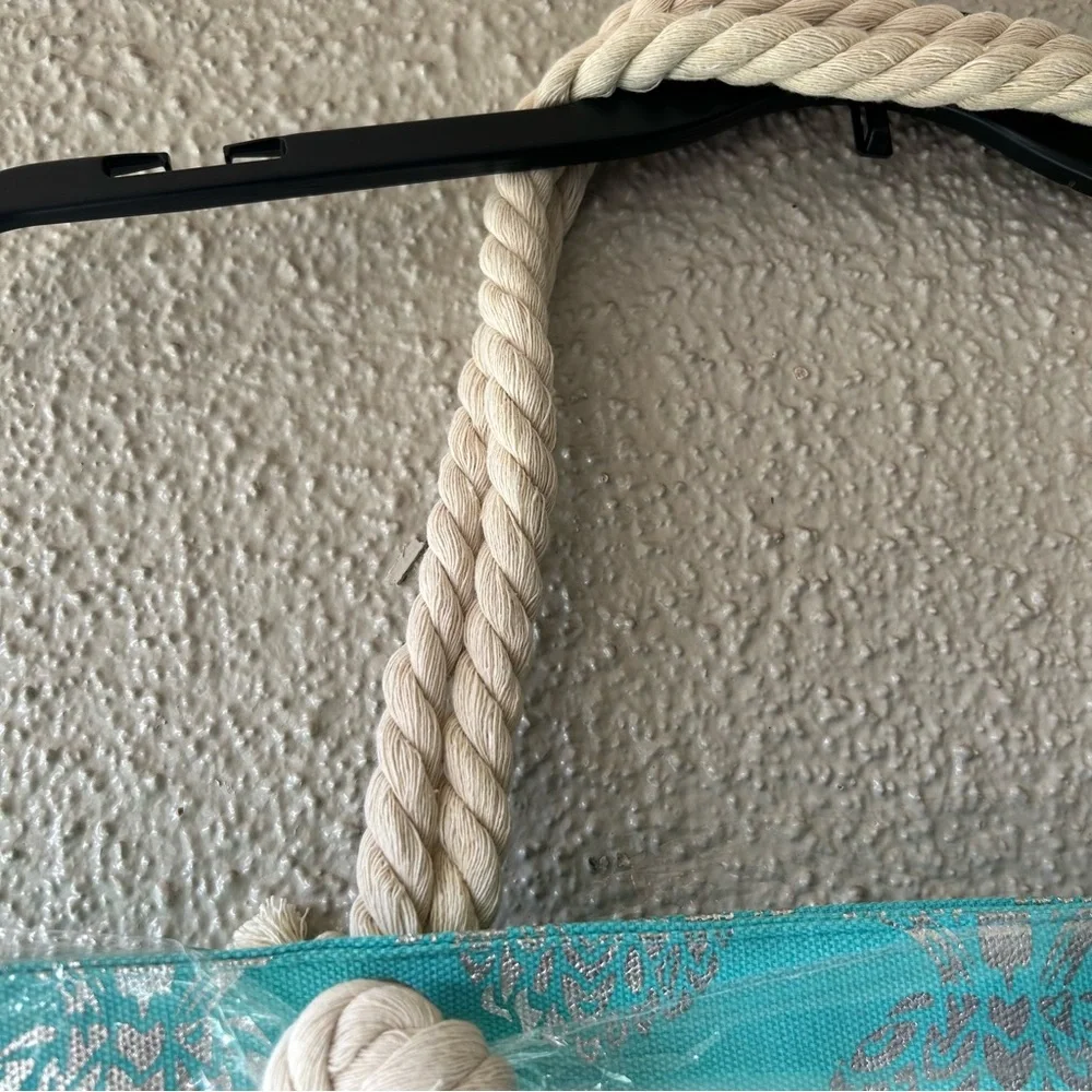 Hawaiian tote turquoise blue canvas bag with sliver pineapple print NWT